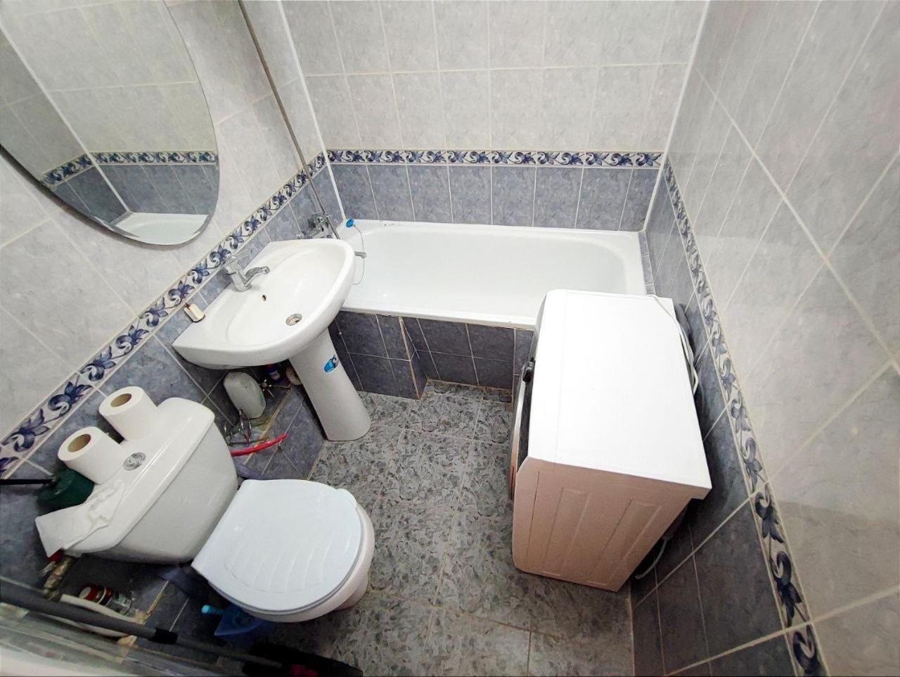 Apartament Str Grenoble Кишинів Екстер'єр фото