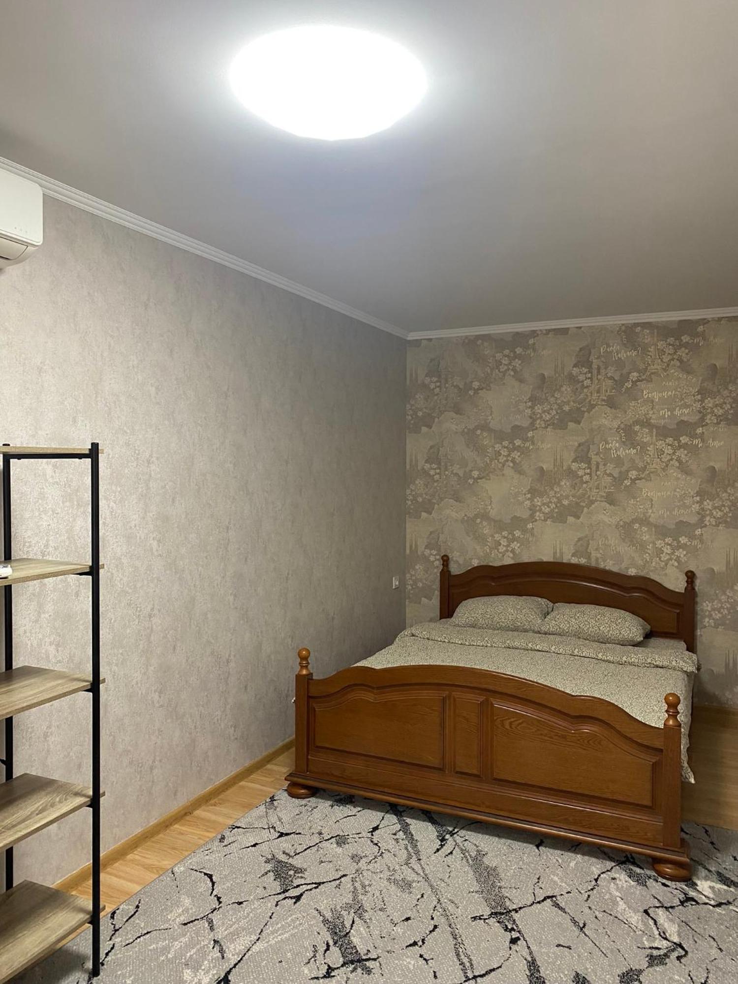Apartament Str Grenoble Кишинів Екстер'єр фото